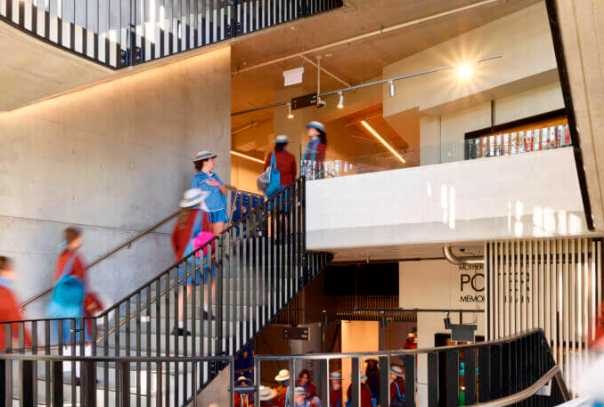 All Hallows School — foto 1